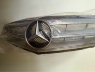 Benz W204 C200 原裝鬼面罩