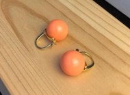 Celine 粉色單珍珠耳環