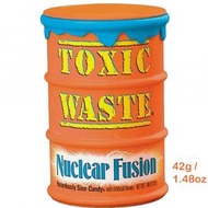 TOXIC WASTE - Toxic Waste 核聚變激酸糖果 雜果味 42g / 1.48oz 到期日 04/25 - 平行進口