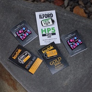 Film Merchandise Pin Enamel Koyopasar Portra 400 Kodak Gold Ilford HP5+ Hunting full smile | Analog 