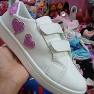 White shoes size 34 and 35