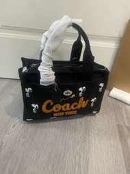Coach X Peanuts 聯名款手提袋