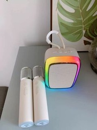 K歌音响神器 藍牙無線喇叭揚聲器麥克風 咪高風  家用卡拉OK音响 户外唱歌小型家庭 ktv Karaoke Bluetooth Wireless Speaker & Microphone