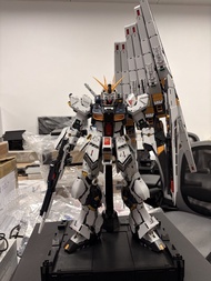Bandai PGU-NU Gundam 1/60 素組完成品 (解體匠機）