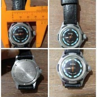 蘇聯軍錶 收藏多年 手上了機芯行走正常 港幣500元出售 如有興趣可議
