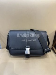 全新🌸Coach 黑色 單肩包 斜挎包 信封包 男包 Size 29 x 20 x 7