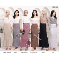 Qiana- Embossed Print Pleated Capsule Diamond A Line Skirt TO XXL