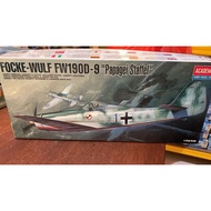 ACADEMY 1611 Focke-Wulf Fw190D-9 'Papagei Staffel' 1/72