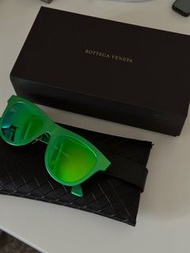 Bottega  Veneta Classic Square Sunglasses