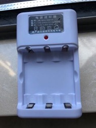 叉電器 - 充電電池充電器