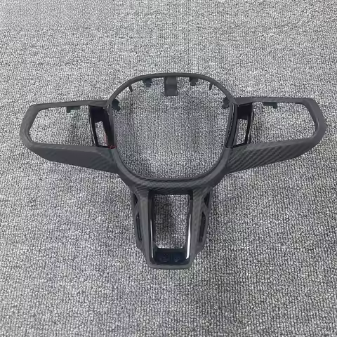 Suitable for BMW new 5 Series 7 Series G60 G68 G70 M5 G90 X3 G45 modified M-style carbon fiber steer