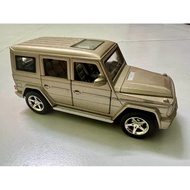 Mercedes-Benz G500 (Gold) Model - Scale 1/32