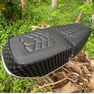 GL 100 Motif SEAT - GL 100 Chess SEAT - GL 100 Chess Sandpaper SEAT