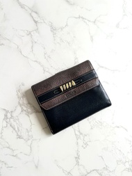 特選貨品-中古二手Loewe蛇骨咖啡黑色皮革中短夾錢包卡片手袋