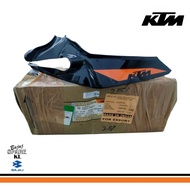 SEAT COWL LH EB BLACK + DCL KTM DUKE 200/250/390 (MY 2020-2023) 52JP0936