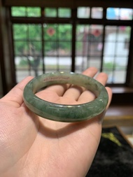丨綠苔丨糯化種油青翡翠手鐲 圈口57 緬甸玉A貨