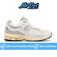 New Balance 2002R White Gold Metallic (M2002RIA) - 100% Original Resmi
