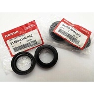 RS150  PCX150 CBR150 (1SIDE) FORK OIL SEAL + DUST SEAL(HONDA100%ORIGINAL) 51490-KRM-852