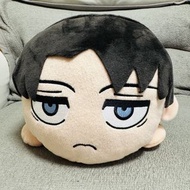 ‼️ 有現貨請出價 🈹全新進擊的巨人兵長大頭趴趴公仔40cm長 里維 利維 Levi