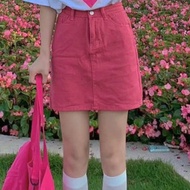 Cowboy skirt กระโปรง กุหลาบแดง กระโปรงยีนส์ เวอร์ชั่นเกาหลี เอวสูง บาง สาวฮอต กระโปรง กระเป๋า สะโพก