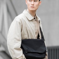 【bitplay】Essential 6.5L 隨行郵差包 斜背包