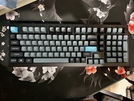 Keychron Q5 Pro 鋁製機身，藍芽/有線高級機械鍵盤 支援Mac/Win