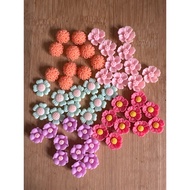 RM4.50/50 pieces : TF-B - Resin - Bunga - Flower - 1.3 cm x 1.5 cm