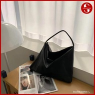 BUCKS AND LEATHER, MOMO CLASSIC SHOULDER BAG LARGE, POBL10 (KPBL10)