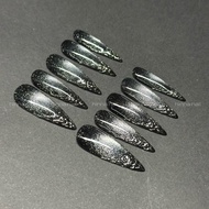 H25 - Diamond cat eye design Nailbox