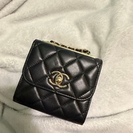 Chanel trendy cc mini浮雕logo款 極少見 可議價！