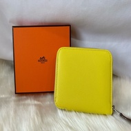 Hermes 萊姆黃絲巾短夾