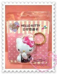 ♥小花花日本精品♥Hello Kitty 悠遊卡立體公仔造型坐姿吸手指蝴蝶結粉色鑰匙圈吊飾包包掛飾 58910702