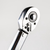 Have a Spring Torque Wrench Two-Way Spanner 1/4 5-25Nm - Mxt-372B