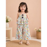Funky girls outfit
