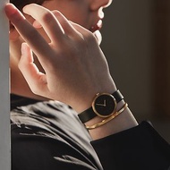 Friday 28 mm 黑色皮帶 瑞士機芯 藍寶石防花玻璃 MAVEN 手錶
