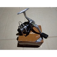 Anyfish brave DX 500 mini fishing reel. 800