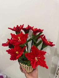 Bunga hiasan dawai bulu