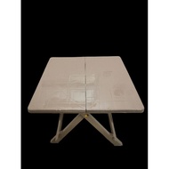 KIDDIE FOLDABLE SQUARE TABLE 8882