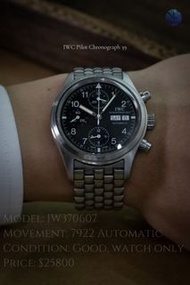 ⚫️狀態佳IWC Pilot Chronograph 39mm/ 特色五珠鏈帶✅- IW370607🔥
二手中古 IWC Pilot Chronograph 39 IW370607
-啞光黑色錶面
-