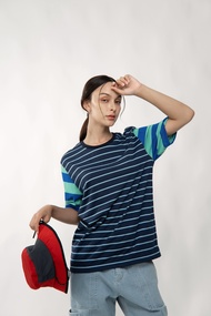 QueenCows เสื้อยืดแขนสั้น Brett Striped Jersey T-Shirt (Green)