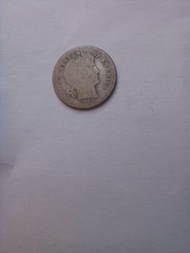 Barber 10 分銀幣（Barber Dime），通常由 90% 的銀組成。

硬幣正面描繪了戴著軟帽的自由女神像（Liberty Head）。

此硬幣設計由美國鑄幣局的首席雕刻師查爾斯·E·巴