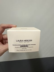 Laura Mercier Ultra-Blur 蜜粉