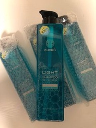 E-saki Esaki 藍光洗頭水 1000ml 現貨