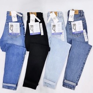 MOM Fit ,women's jeans premium.New -mom fit /boyfriend jeans.