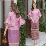 6312 เสื้อผ้าไหม (เฉพาะเสื้อ) ผสมผสานกันอย่างลงตัวแขนระบายสวย เนื้อลูกไม้ที่ร้านเลื้อใช้เป็นเนื้อแน่