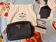 Prada Saffiano Lux 相機包