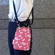 momode 手機斜背包