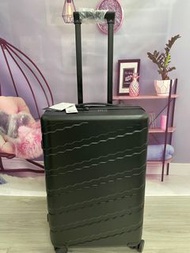 靚款盡在fashiontrade： Semir 25 吋出口日本高端波浪紋行李箱旅行箱 Semir 25 inch lugguage 65 x 26 x 42cm