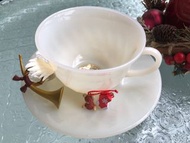 Fire king IVORY swirl cup and saucer（一杯一碟）high tea ~tea time~