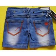 HOT PANTS*